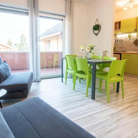 Of-casa Carla-ol * بسكييرا ديل غاردا